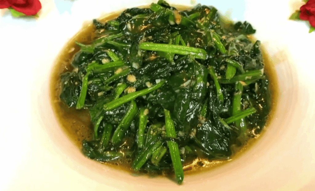 Prepping the Spinach and Garlic
